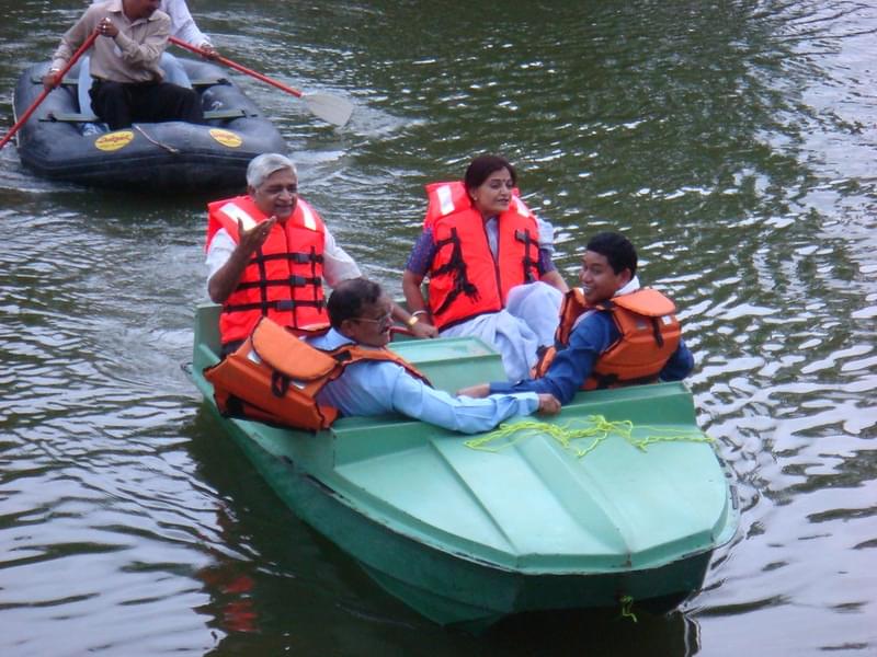 Paddle Across the Lake