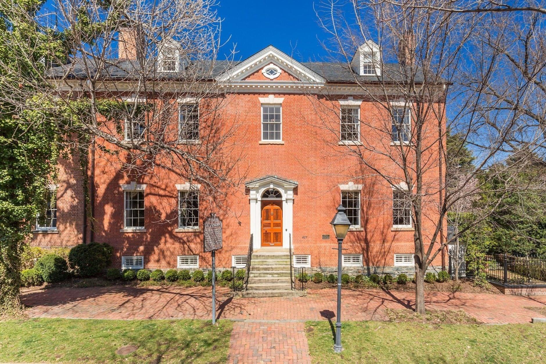 Boyhood Home of Robert E. Lee Overview