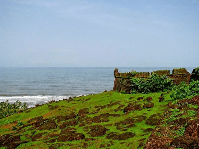 Chapora Fort & Bollywood Connect