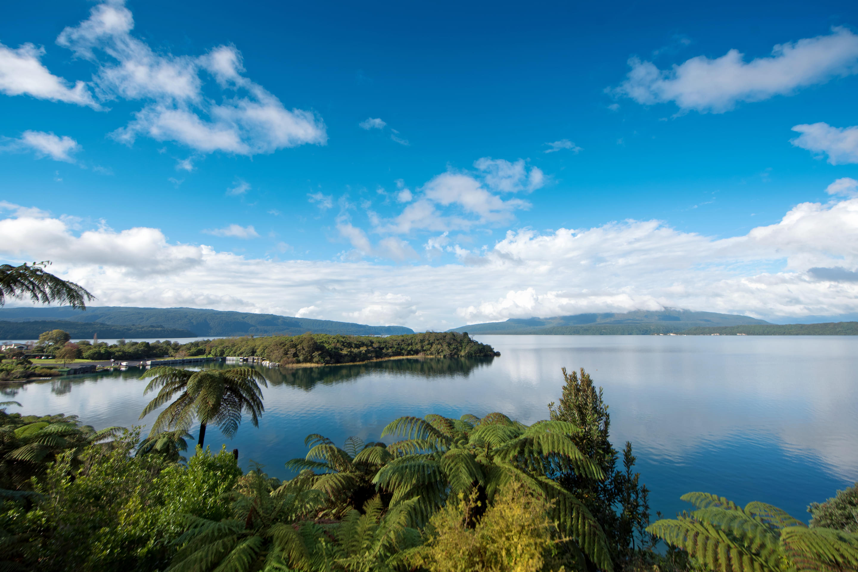 Lake Tarawera Overview