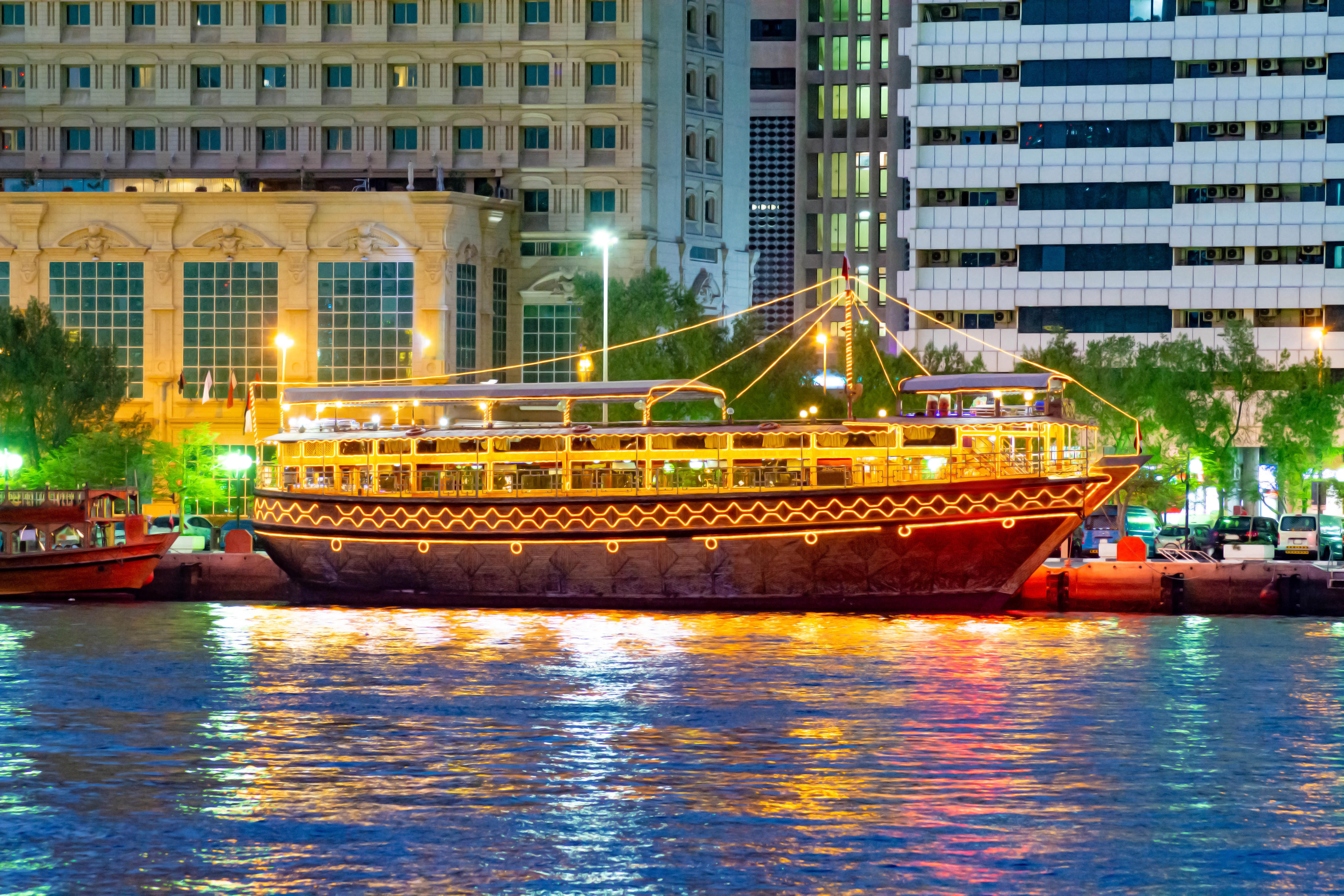 Experience the Luxury with Dhow Cruises in Dubai Creek