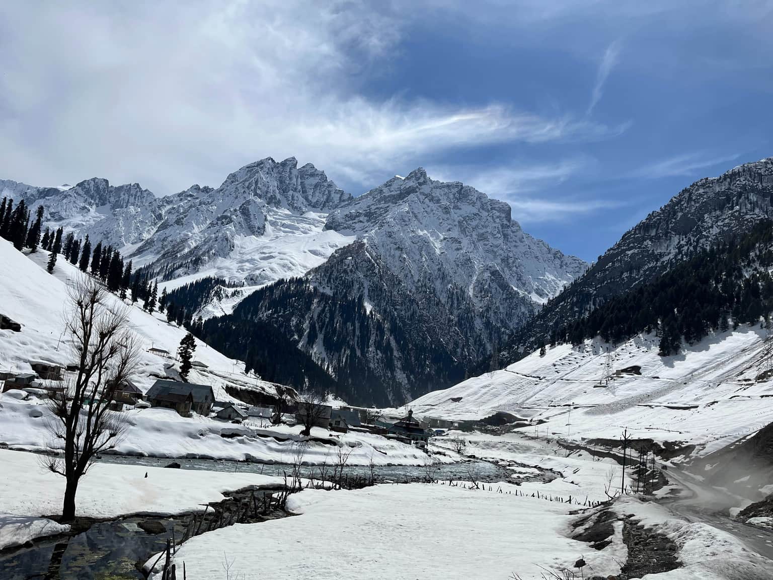 <em>Srinagar</em> Tour Packages From Mumbai