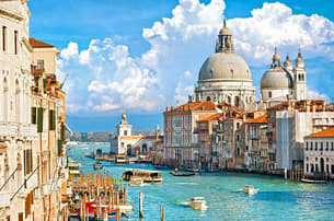 Xlhzn7gpz19kev8oj2ktvau8qcy7 1590767678 italy venice grand canal boats and santa maria della salute
