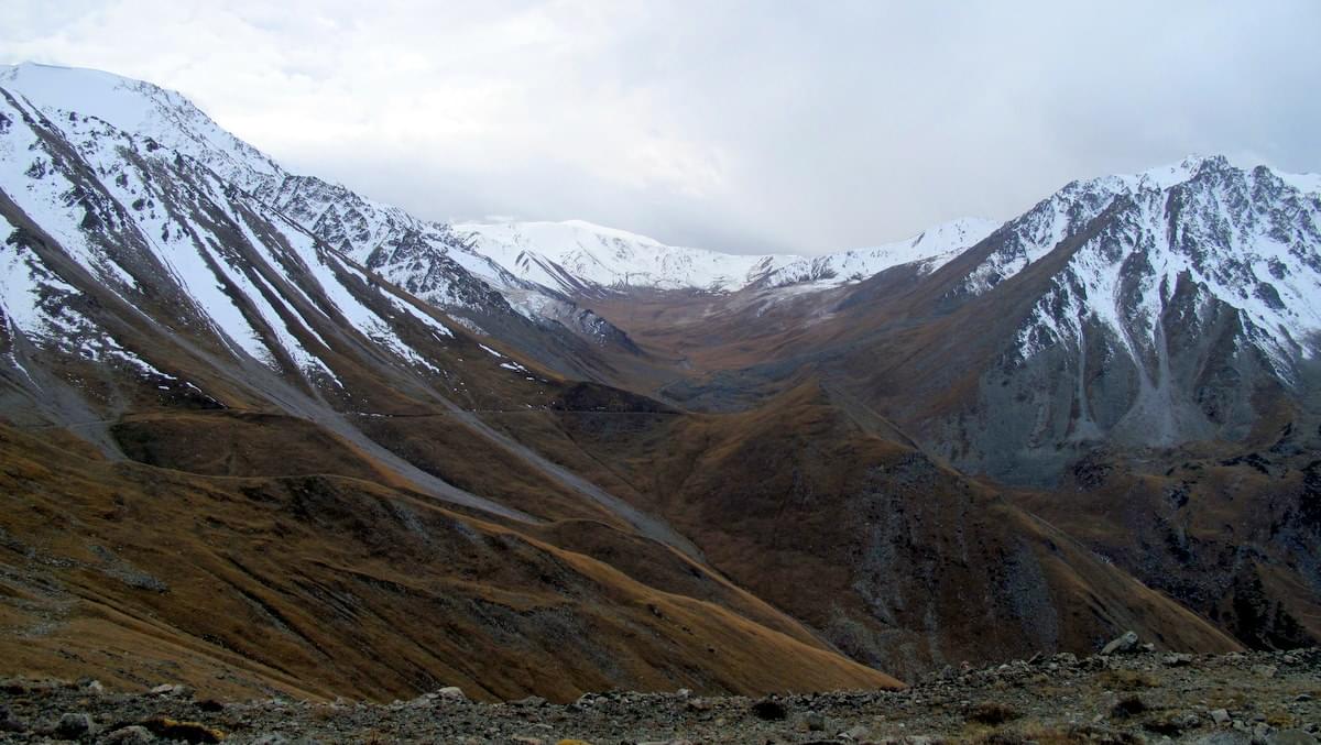 Alma-Arasan Gorge Overview