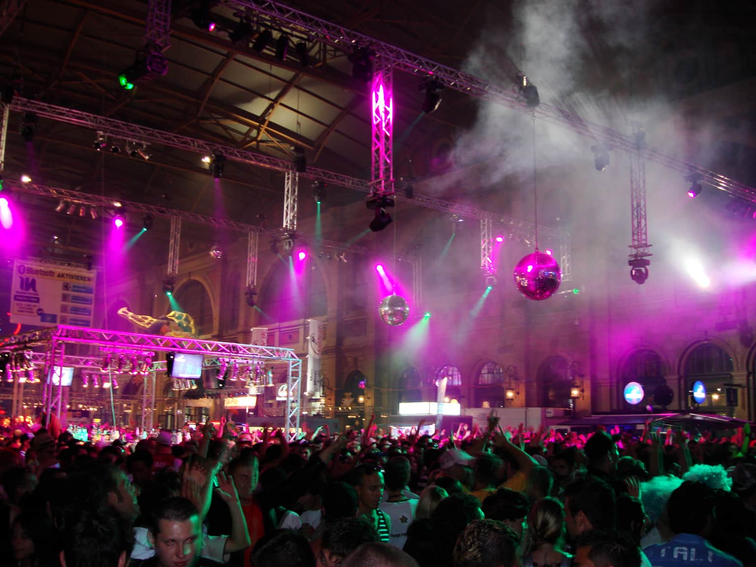 Interact with fellow musicians at the Music Week