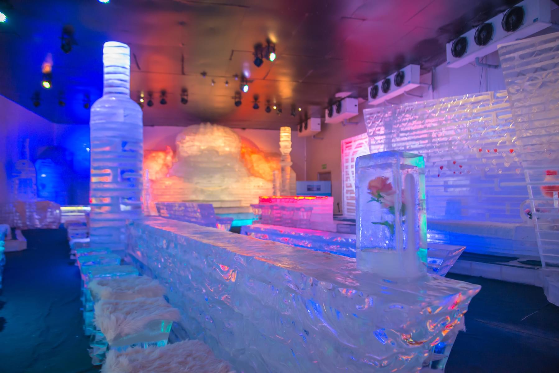 Best Time to Visit Frost Magical Ice of Siam