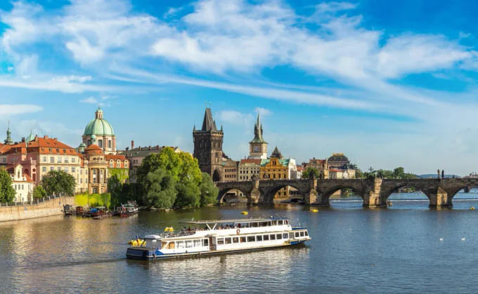 Prague Lunch Cruise