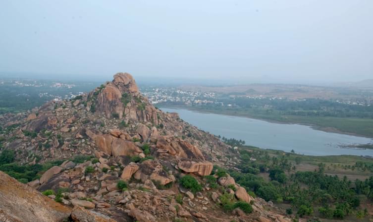 Head out to a thrilling trek to Kunti Betta which is located at the height of 2882 ft.