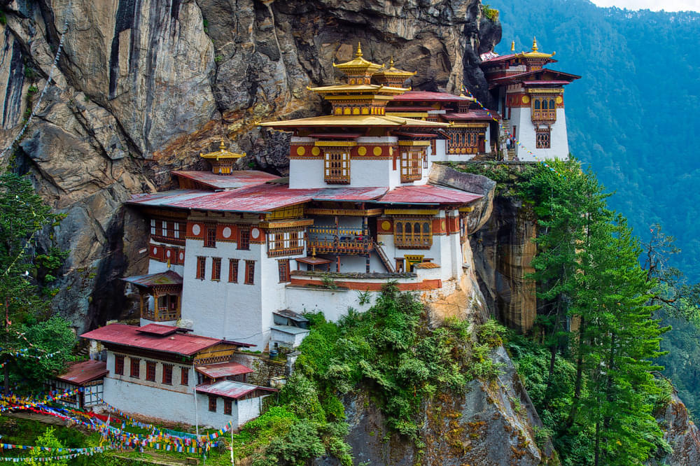 Taktsang Gompa Overview