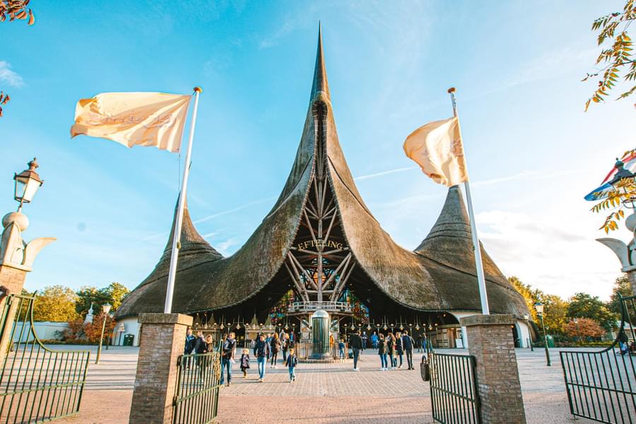 Visit largest theme park in Netherlands, The Efteling PArl