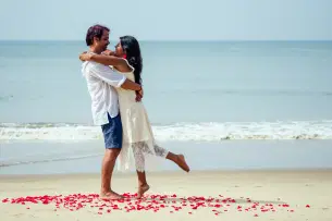 Make memories that last a lifetime with a romantic photoshoot in Pondicherry