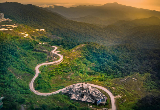 Lush Greenery & Rolling Hills on Genting Cable Car Route