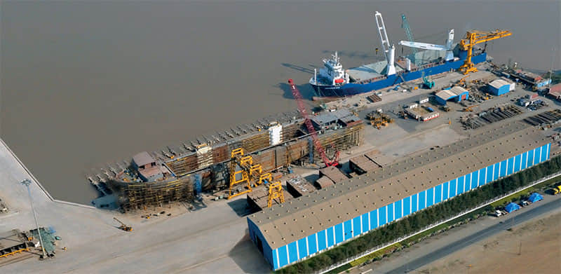Hazira, <em>Surat</em>