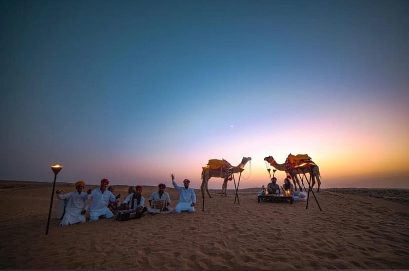 Overnight Camel Safari in Jaisalmer Image