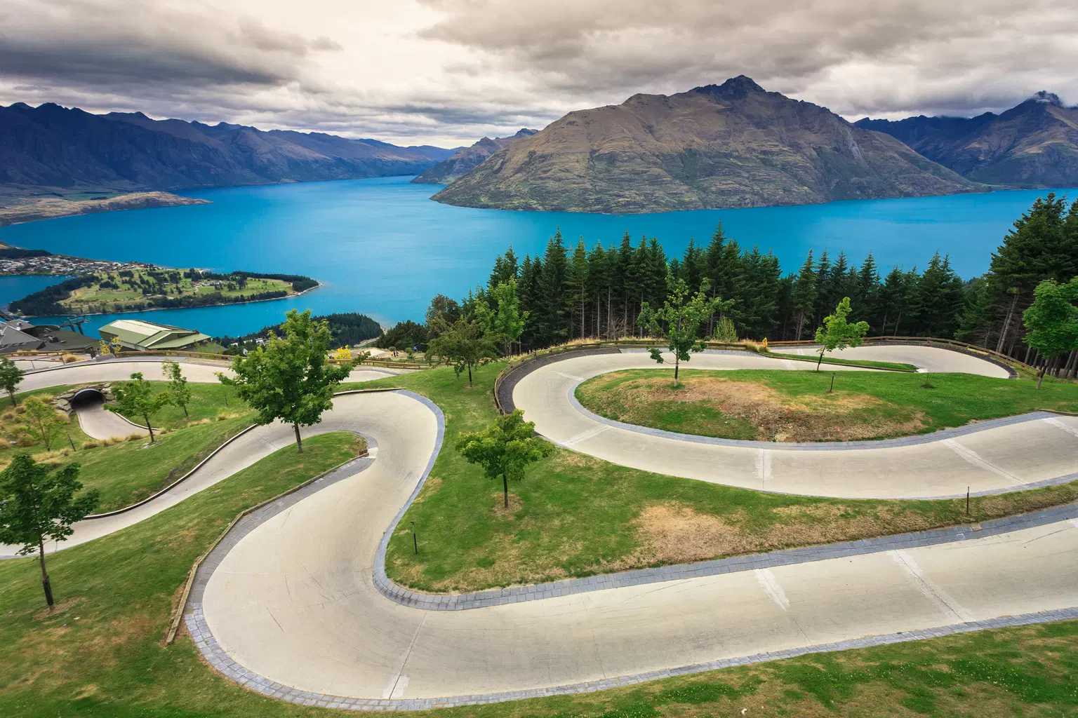 New Zealand Group Tour Packages