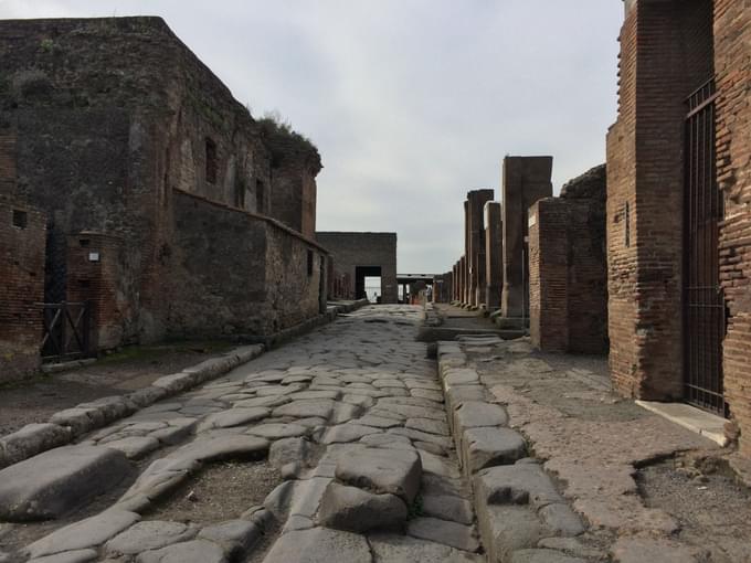 Best Time To Visit Pompeii