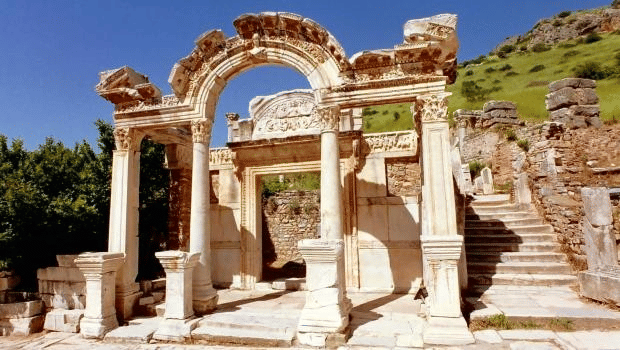 Temple of Hadrian Overview