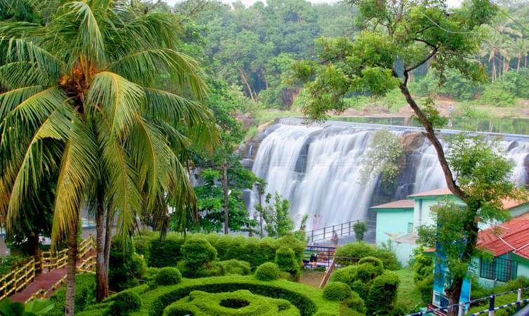 Olakaruvi Falls
