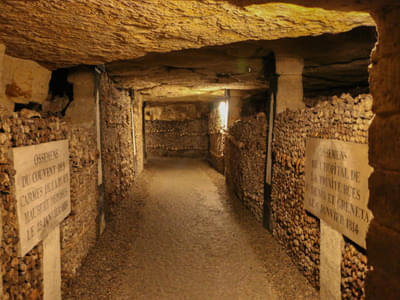 Catacombs of Paris and Audio Guide