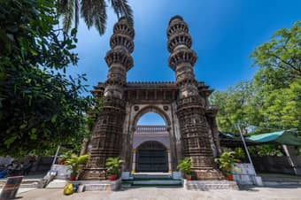 Witness the mystery of the Shaking Minarets, an architectural marvel in Ahmedabad