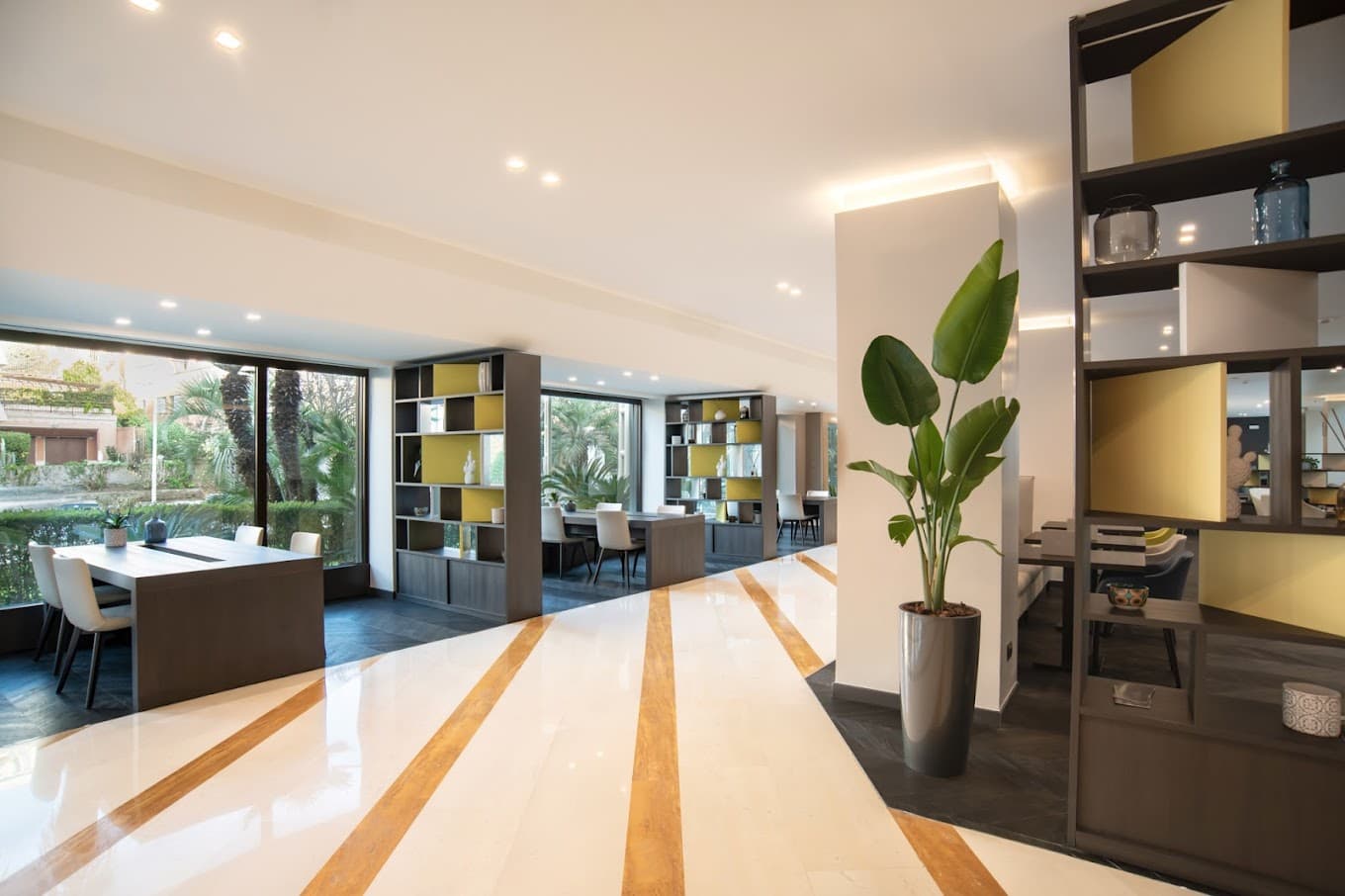 Mercure Roma West
