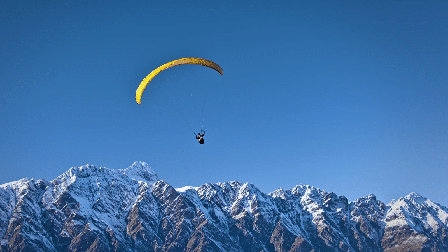 View the World from Sky While Paragliding 