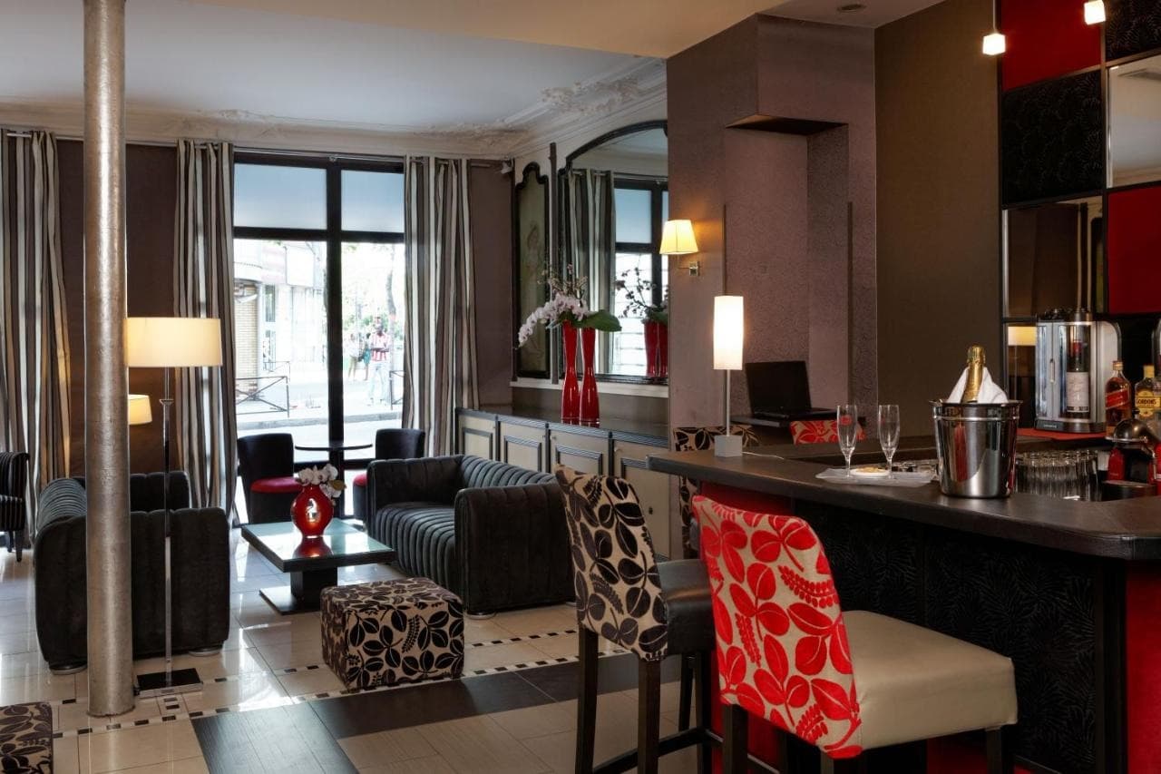 Hotel Eiffel Seine