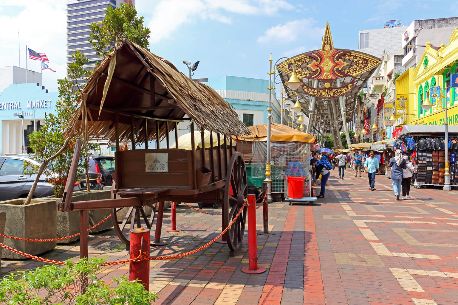 Shop at the flea markets near Malaysia Heritage Walk