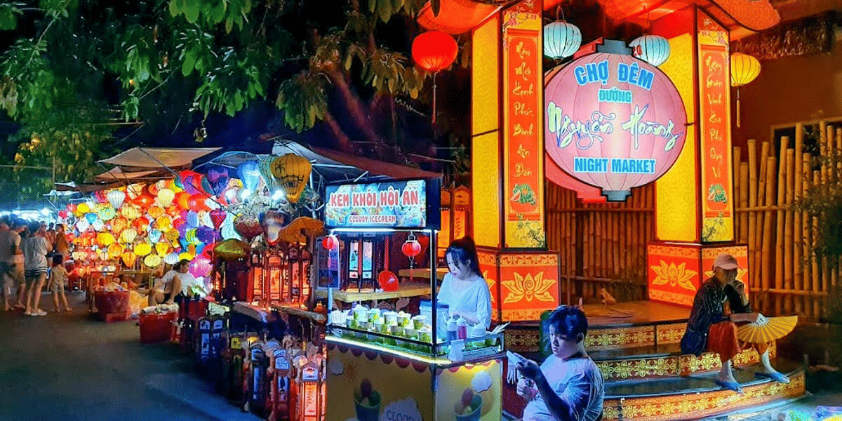 Hoi An Night Market, <em>Hoi An</em>