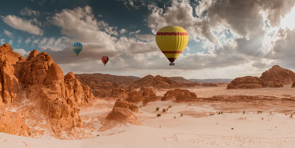 hot air balloon in Dubai