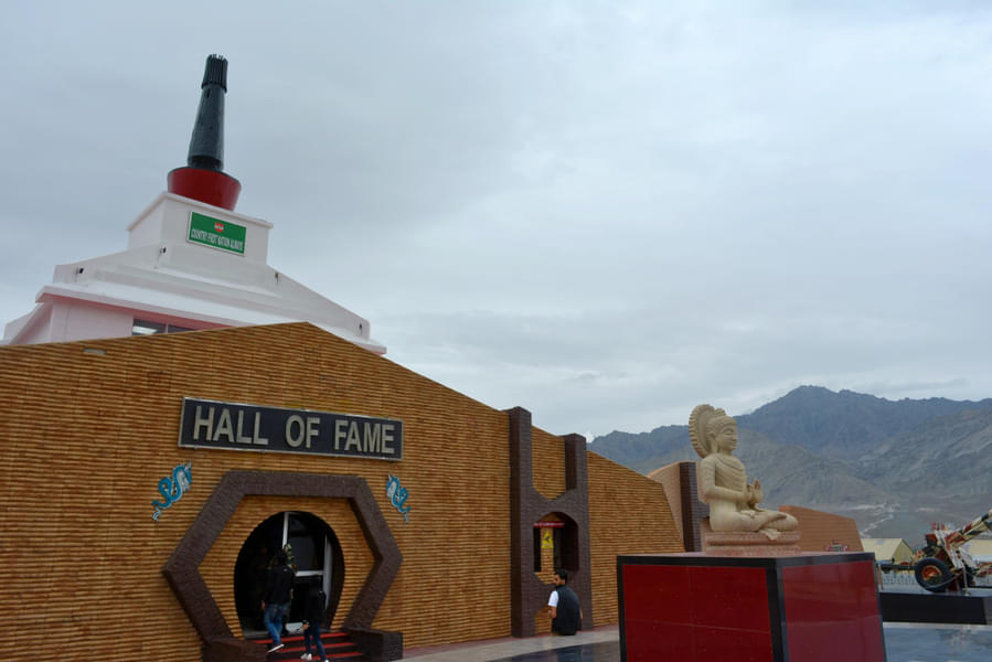 Pay homage to the soldiers who sacrificed their lives for the country at the Hall of Fame Museum in Ladakh