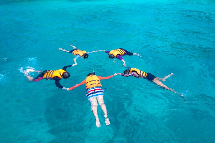 Martini Rock, Discover Scuba Diving Dubai