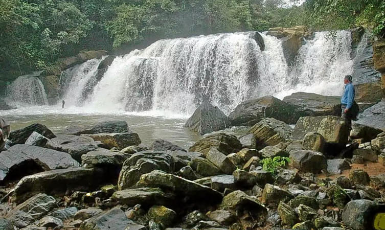 Hadlu Waterfall