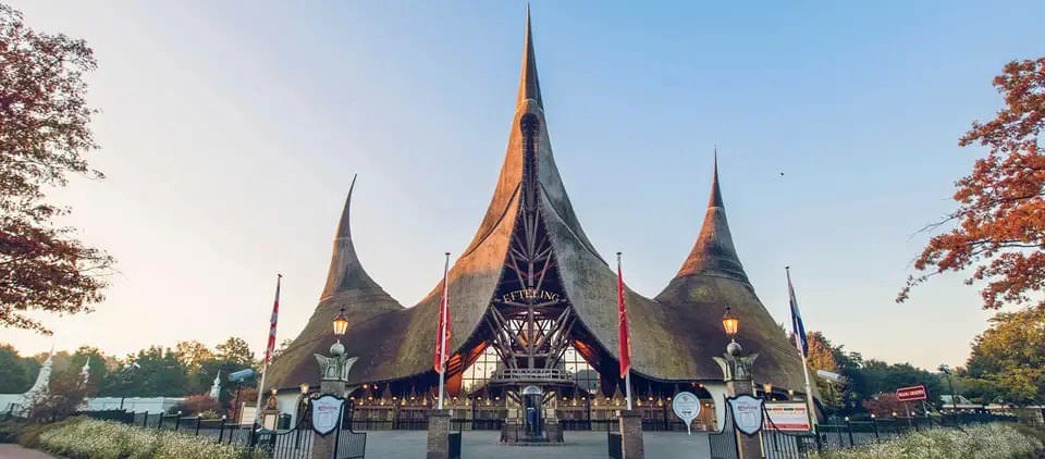 Visit largest theme park in Netherlands, The Efteling PArl