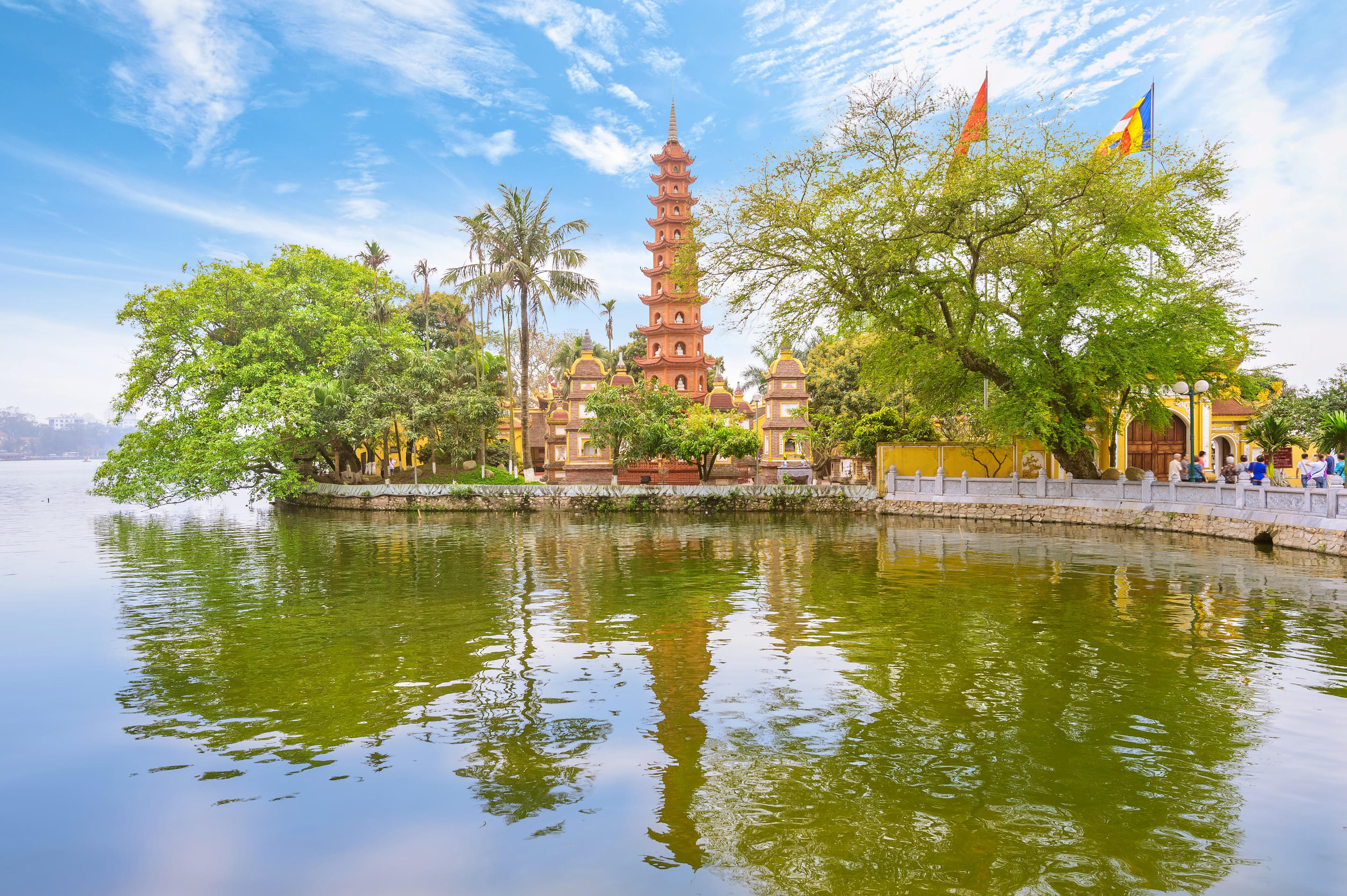 Tay Ho Pagoda Overview