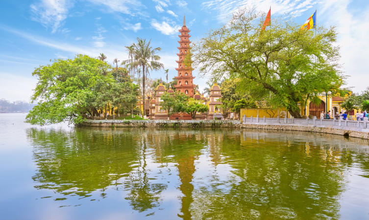 Tay Ho Pagoda
