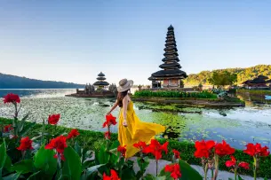 Admire the stunning architecture of Ulun Danu Beratan Temple, a floating lakeside icon