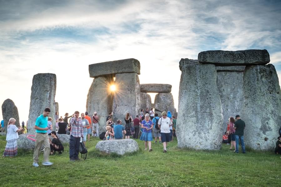 Off Season to visit Stonehenge