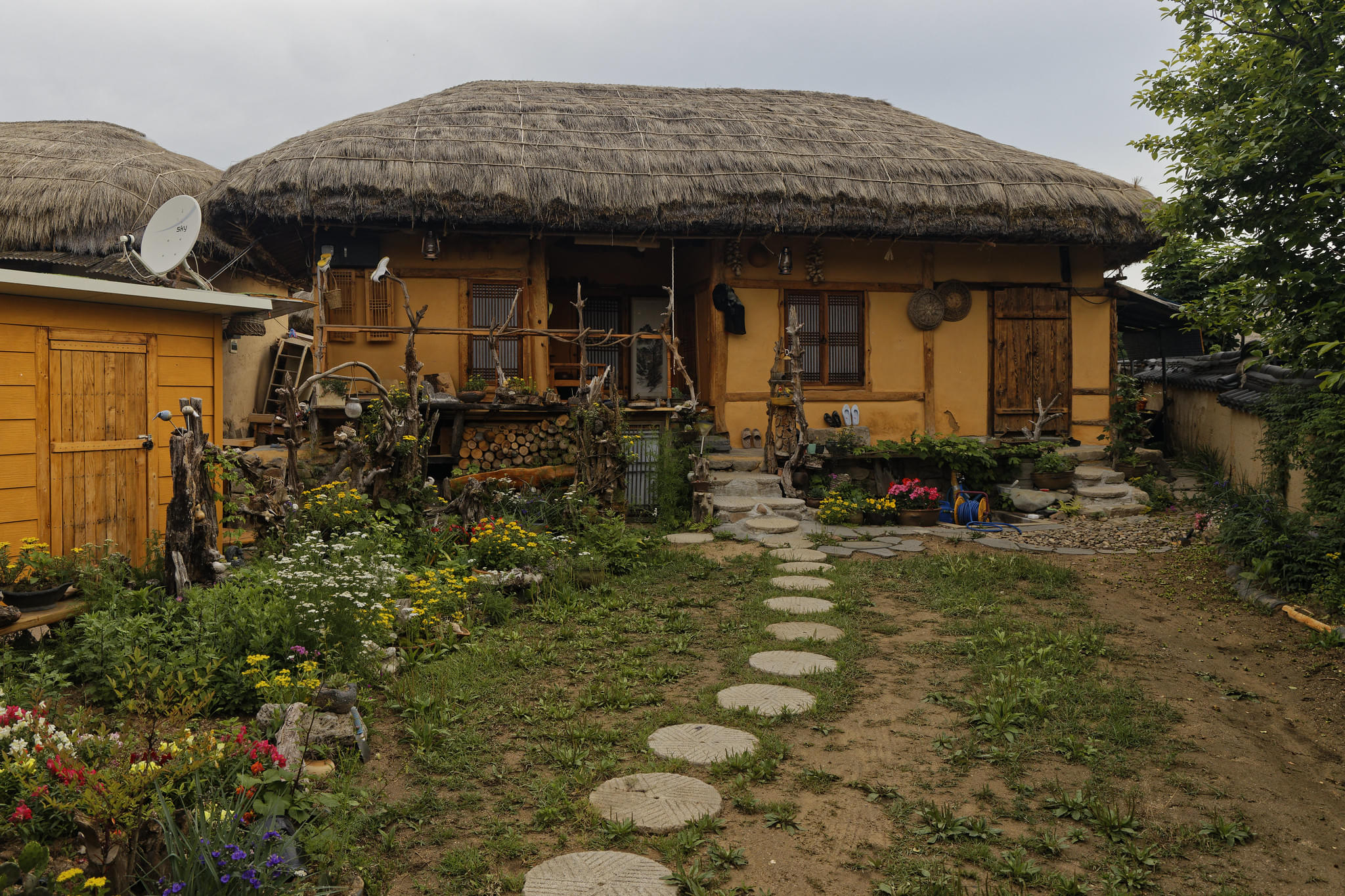 Andong Hahoe Folk Village