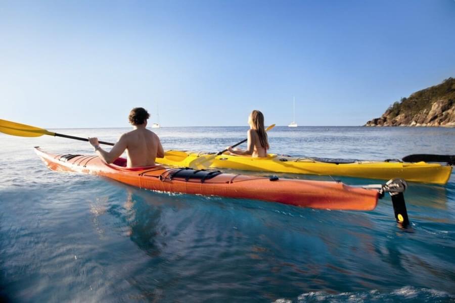 Wave Break Island Kayaking & Snorkeling Tour In Gold Coast Image
