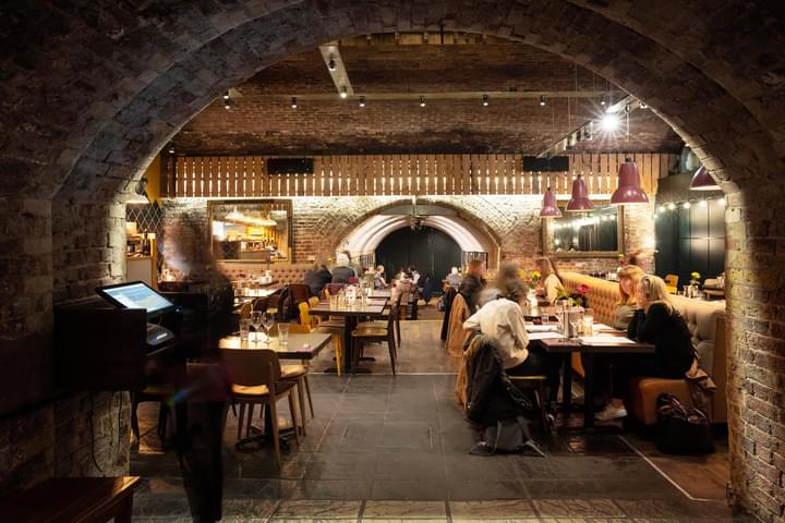 Restaurants Near London Bridge | Savor the City's best Eateries