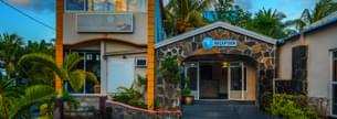 Entrance of Le Grand Bleu Hotel Mauritius