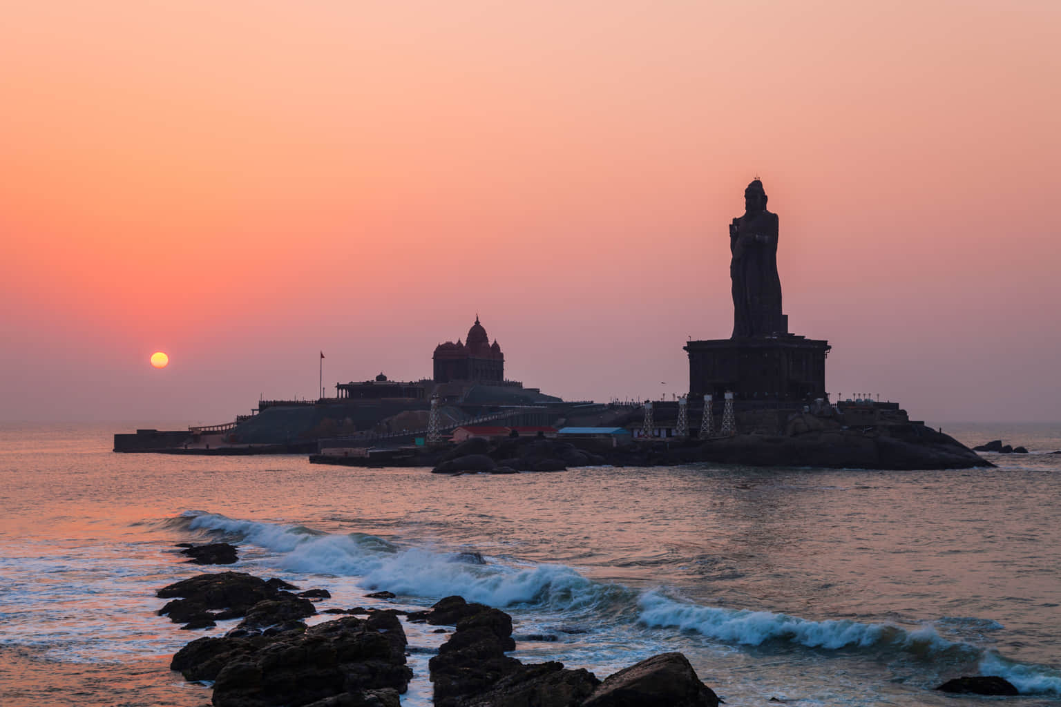 Thiruvalluvar Statue, <em>Kanyakumari</em>