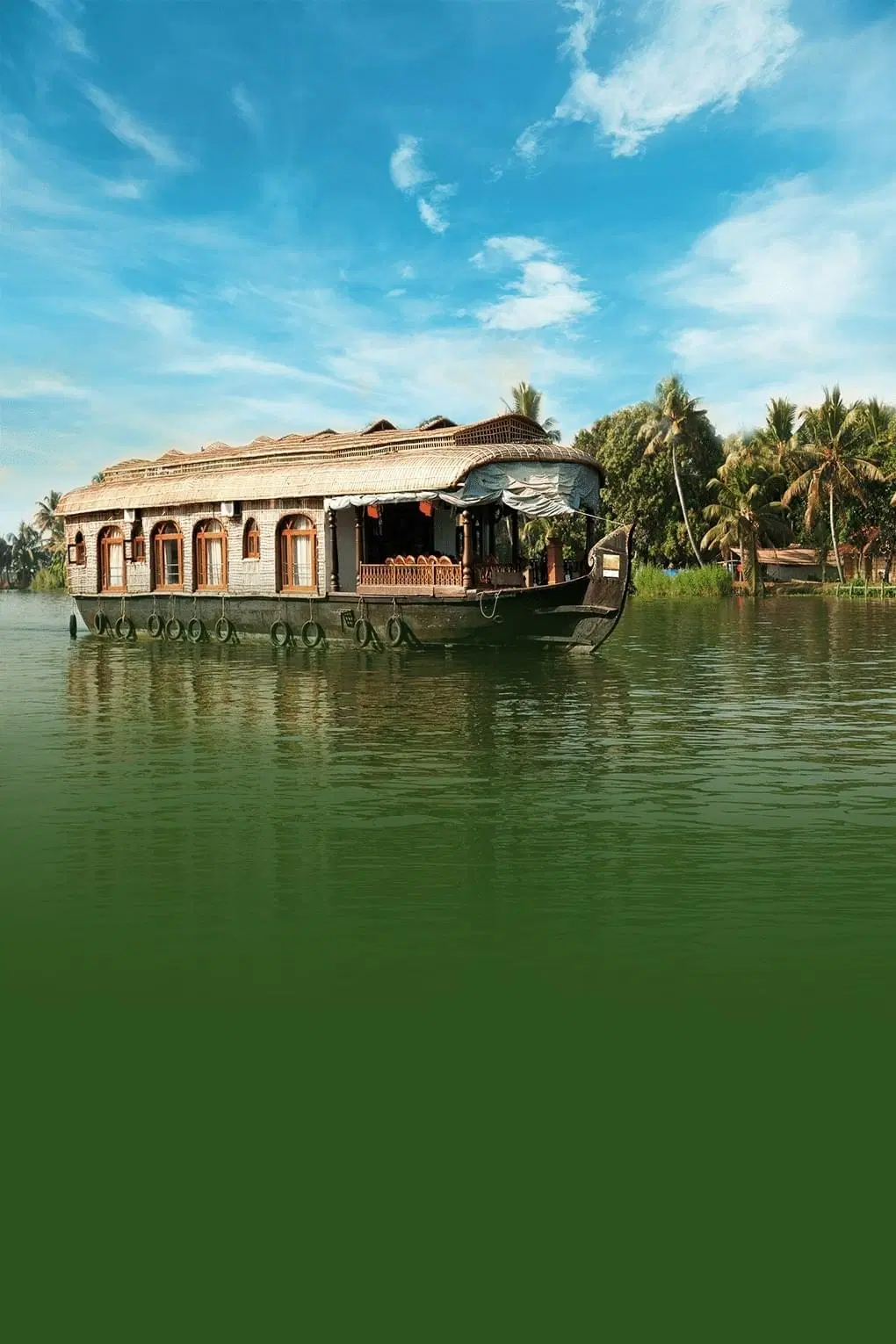 Tales of Kerala | Coconut Groves, Houseboats, and Hill Stations