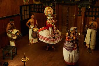 Kathakali and Kalaripayattu Show in Munnar