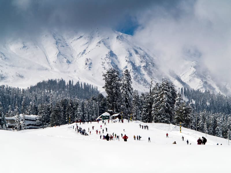 Ski Adventure in Gulmarg Image
