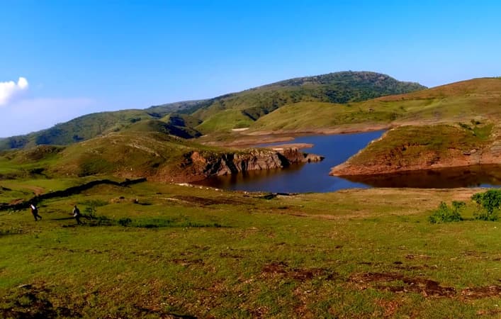 Alsigarh Lake Viewpoint