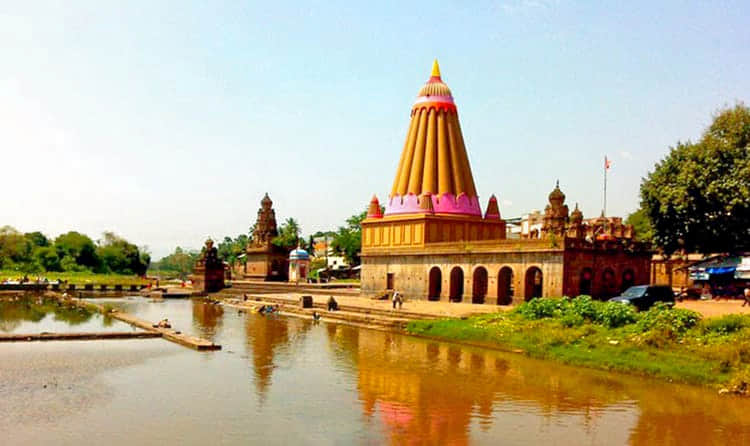 Dholya Ganpati, <em>Satara</em>