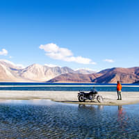 thrilling-leh-ladakh-tour-with-pangong-lake