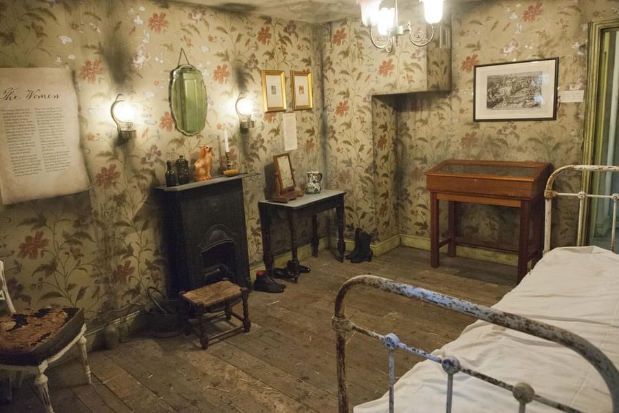 Visit the recreated room of one of the victims